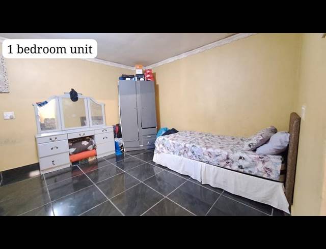6 BEDROOM HOUSE FOR SALE IN WESBANK